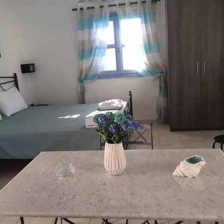 Pleiades Paros Family Apartment Krotiri