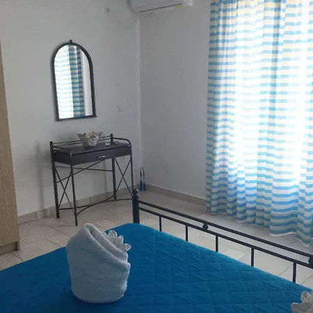 Pleiades Paros Family Apartment